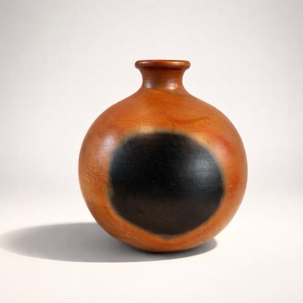 VINTAGE 1980’s TERRACOTTA ROUND ART BALL POTTERY VASE BLACK GLAZED CIRCLE BOHO - Picture 1 of 8
